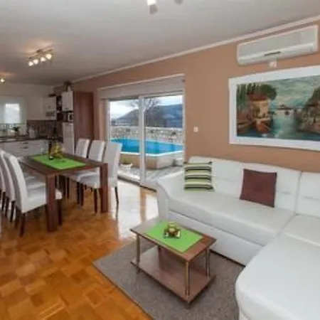Haus Veronika By Interhome Feriehus Crikvenica